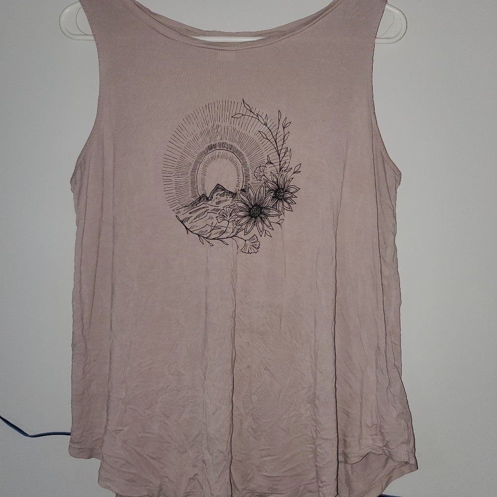 Old navy graphic tank top